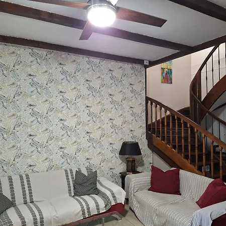 Dom wakacyjny Le Lapin Dans La Cour *